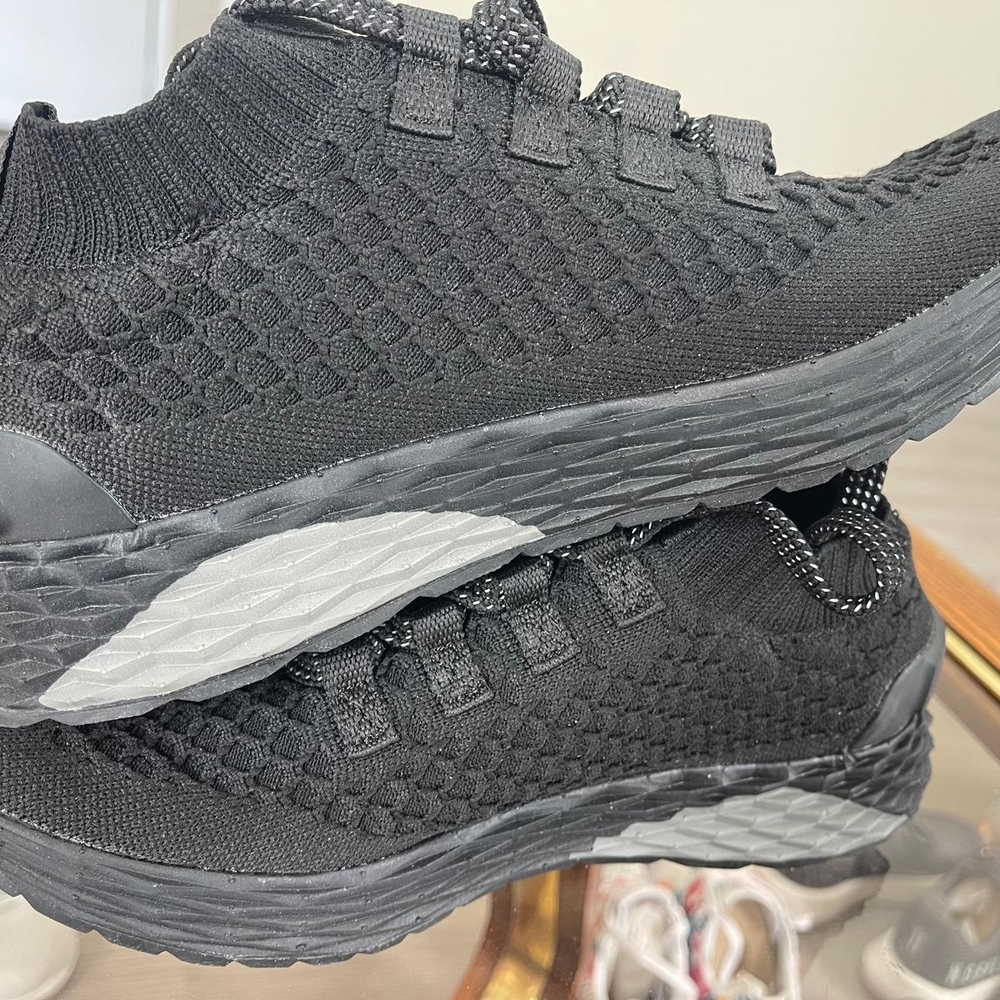 Men's Black Knit Sneakers